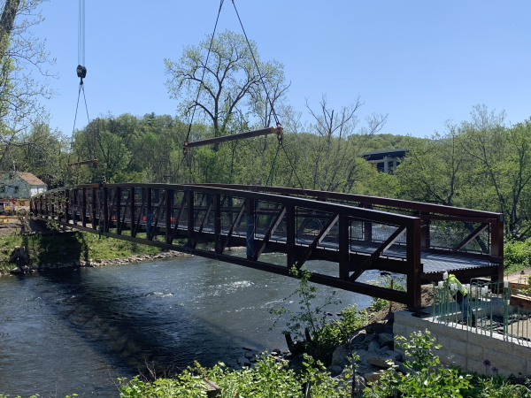 Image of CVNP Ped Bridge Construction title=